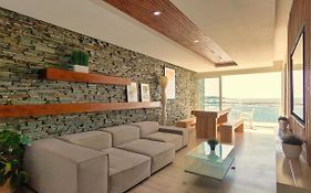 Phaedrus Living: Seaview Luxury Flat Athina Grenada